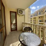 Royal Bay 2 - Private Appartement Sveti Vlas