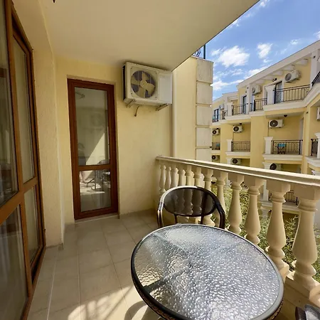 Royal Bay 2 - Private Apartamento Sveti Vlas